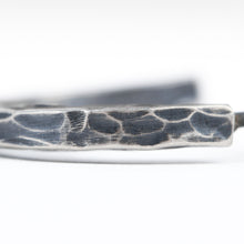 Load image into Gallery viewer, Hammered Bar Hoop Earrings